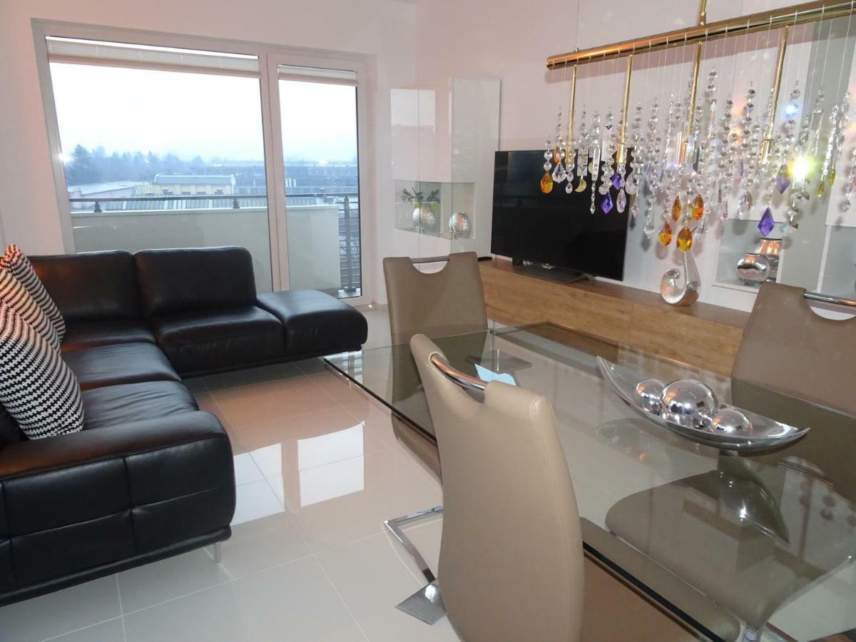 Apartament Francesca Apartment บราชอฟ ภายนอก รูปภาพ